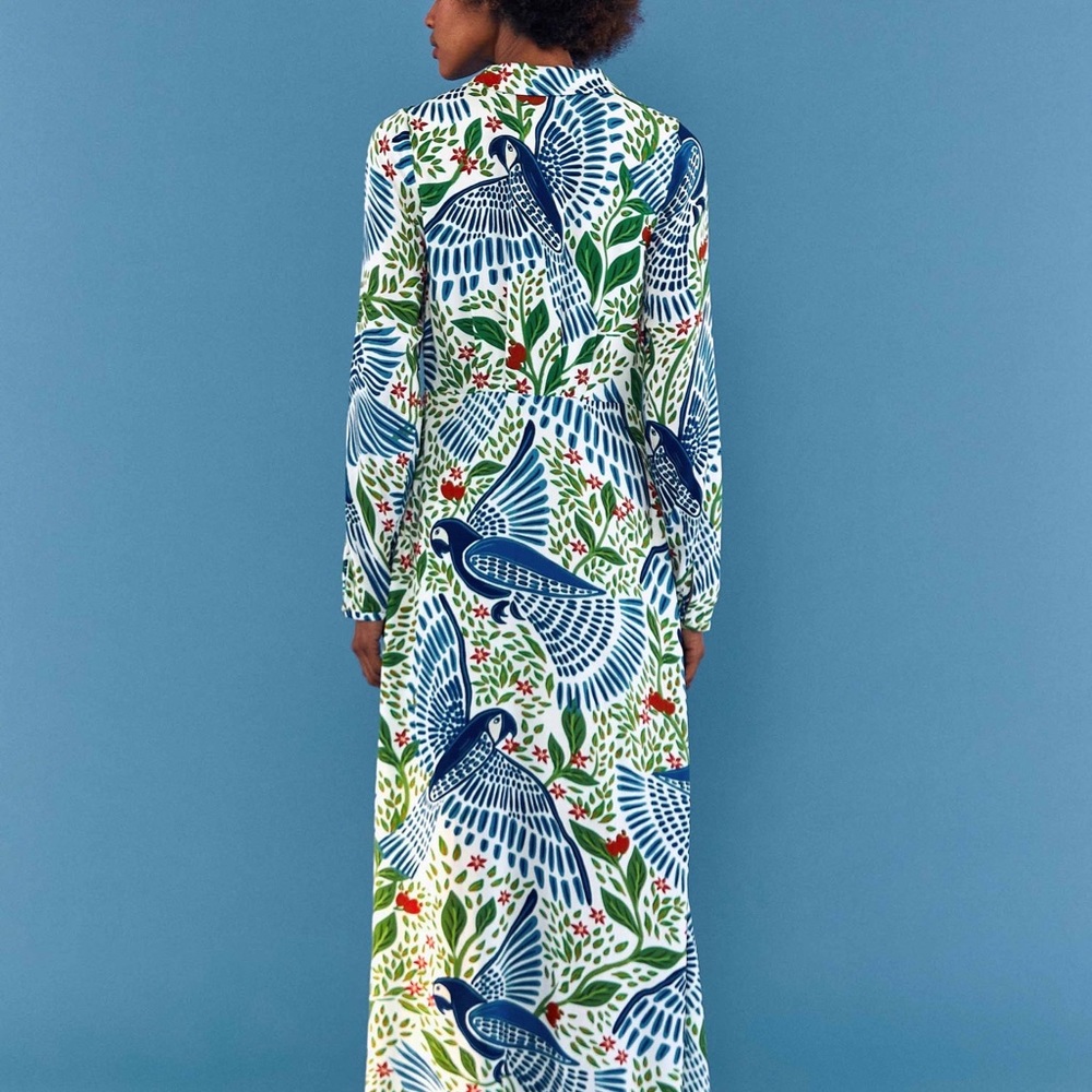 FARM RIO Blue Macaw Flight Maxi Dress!! - Picture 4 of 8